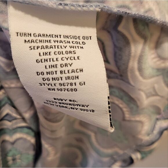 Ruby Rd short sleeve shift Tee dress. Size PXL. Blue Slate, White, Purple, Green - Picture 4 of 8